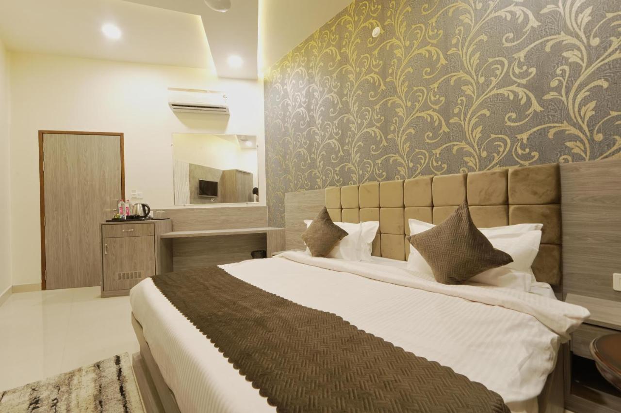 Hotel Ajmer Sheraton Ngoại thất bức ảnh