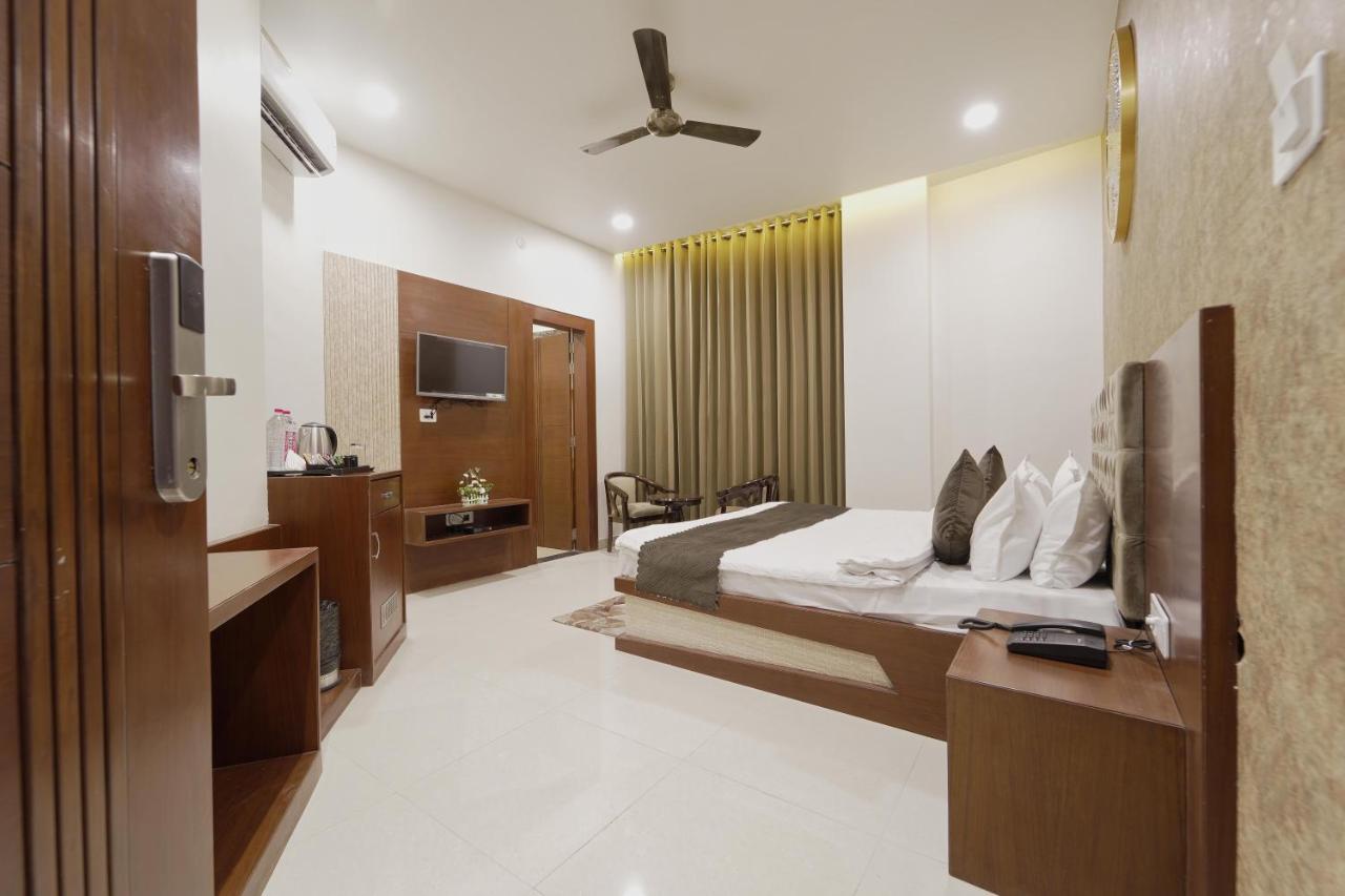 Hotel Ajmer Sheraton Ngoại thất bức ảnh