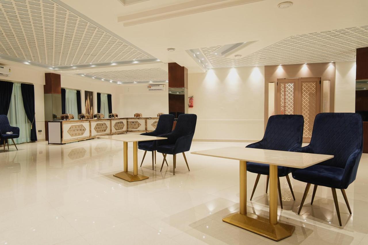 Hotel Ajmer Sheraton Ngoại thất bức ảnh